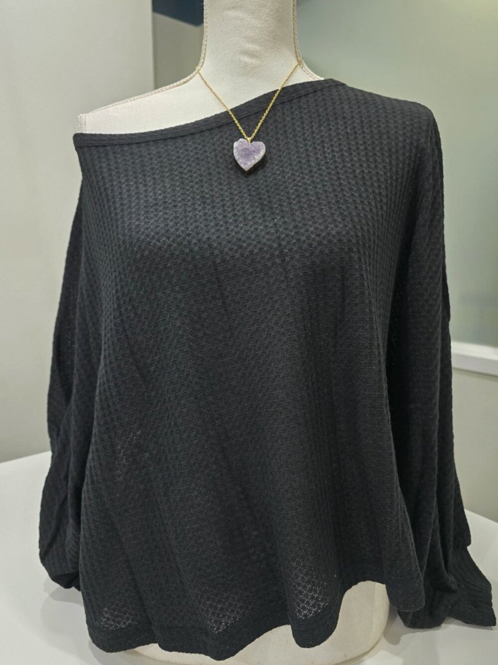 SHEIN ✦ Long Sleeve Top ✦ Black Waffle Knit Off‑Shoulder Batwing Sleeves XS NWT - Picture 9 of 13